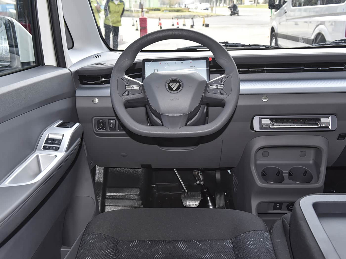 Foton Toano i9+ Electric Luxury Passenger Van 5.2m 2-9 Seats - Upgraded Luxury for EU Business VIP Transport, Changsha China Manufacturer